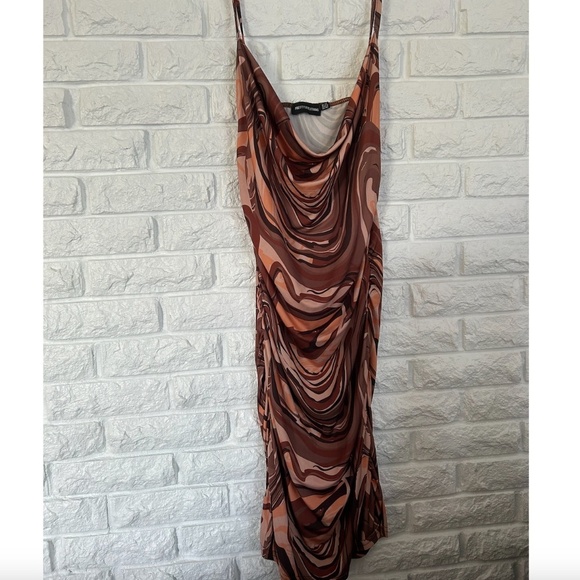 Brown Swirl/ Marble Print Mesh Ruched Midi Dress (size 8) - Picture 5 of 7